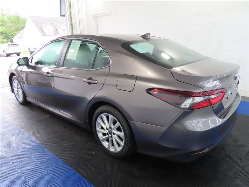 Used 2023 Toyota Camry LE FWD image 6