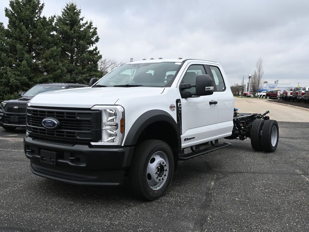 New 2026 Ford F450 XL image 2