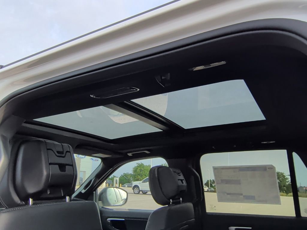 New 2026 Ford Expedition Max Platinum image 23