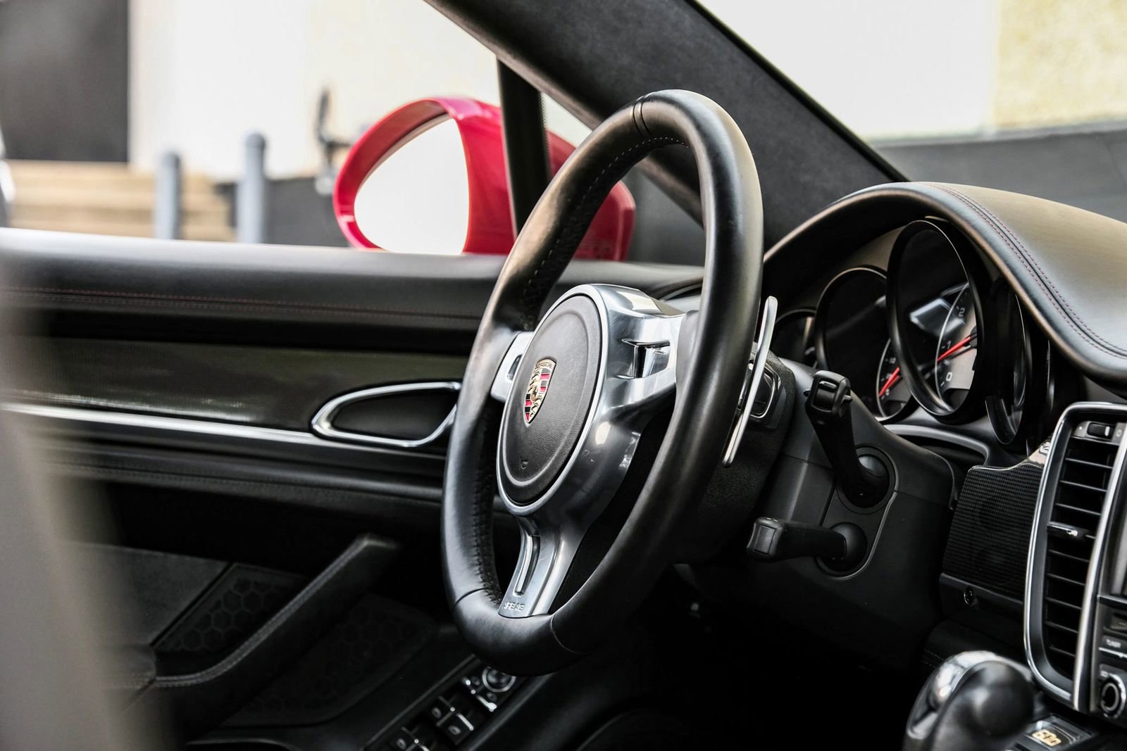 Used 2013 Porsche Panamera GTS image 16