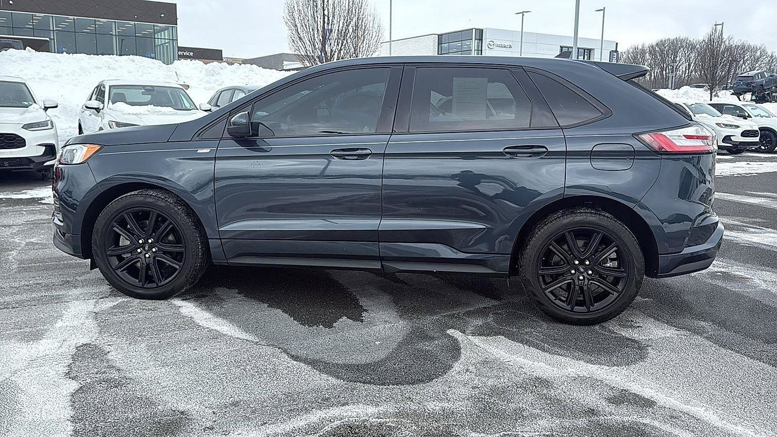 Used 2024 Ford Edge ST-Line w/ Cargo Accessory Package AWD/4WD image 12
