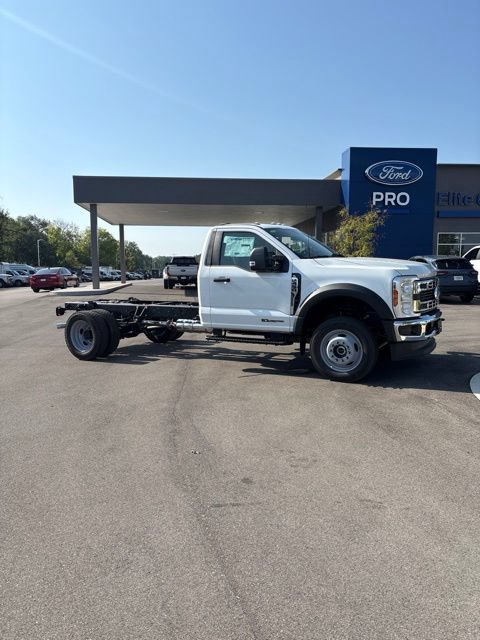 New 2026 Ford F450 XL w/ XL Chrome Package AWD/4WD image 1