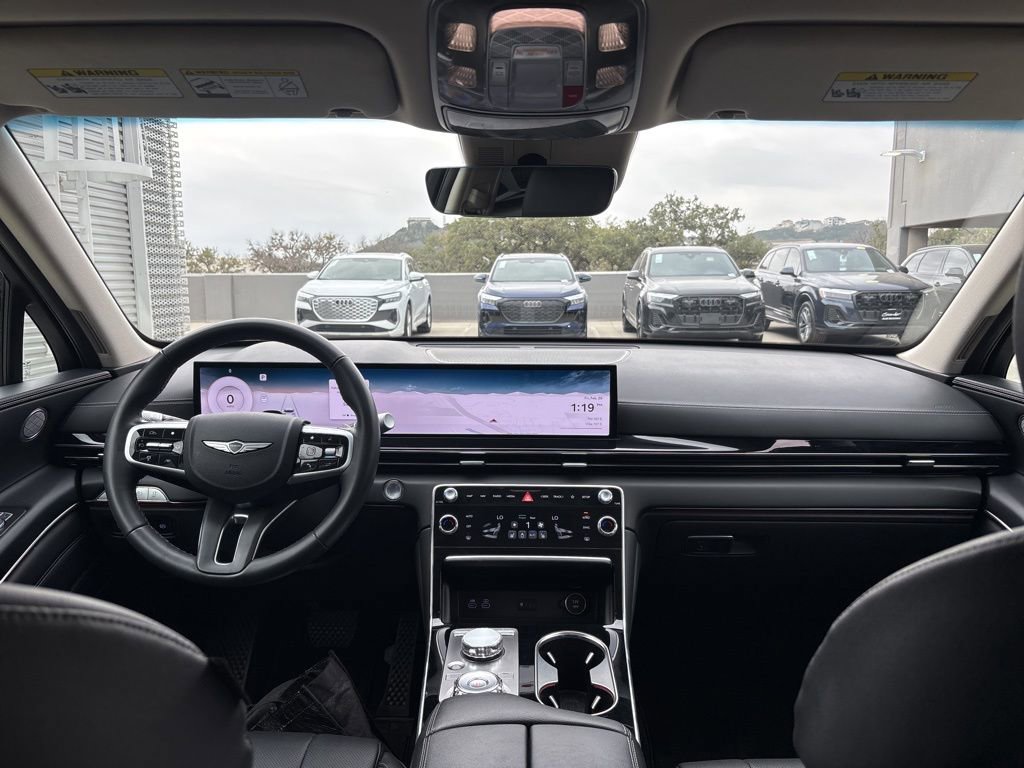 Used 2025 Genesis GV80 2.5T Standard image 18