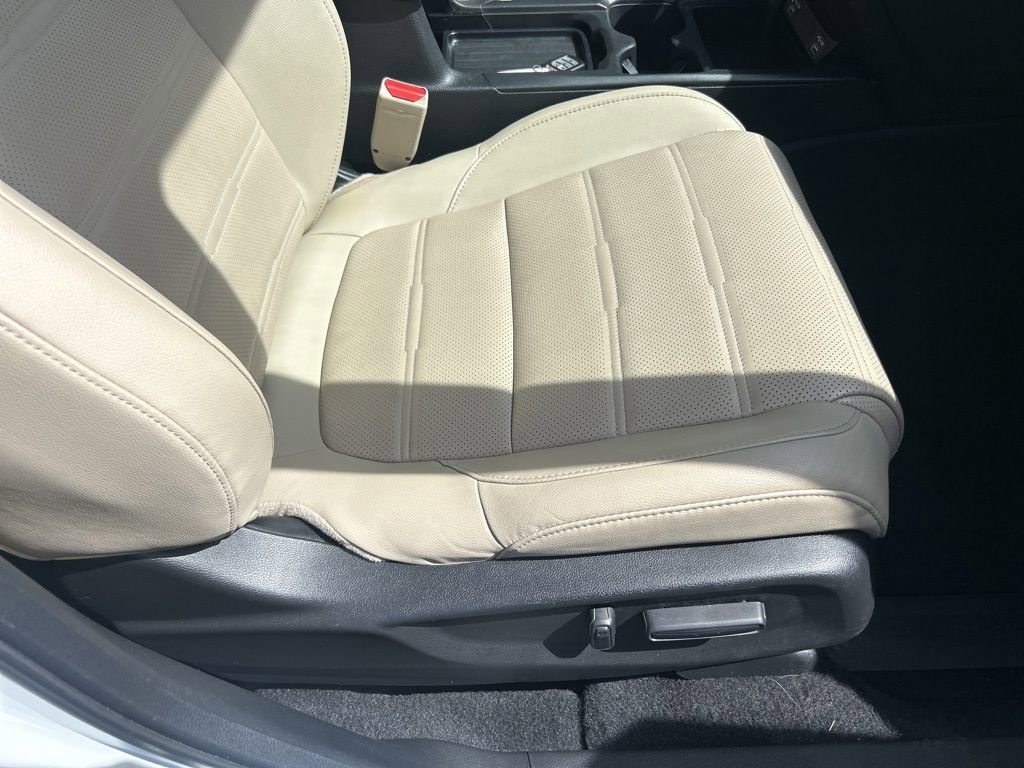 Used 2020 Honda CR-V EX-L image 41