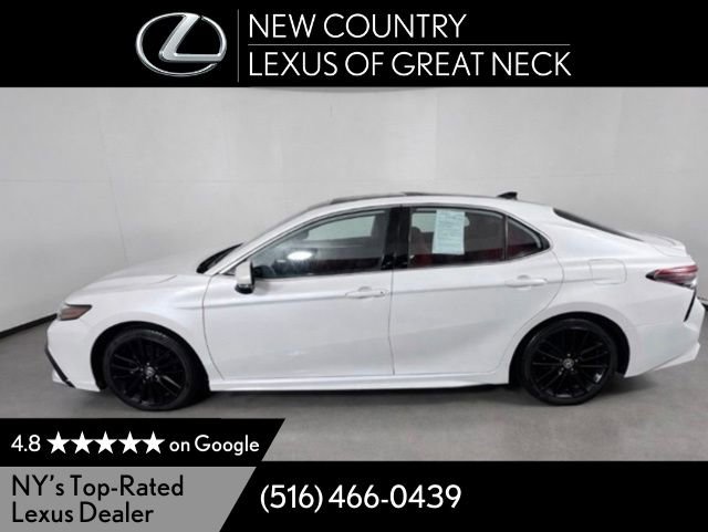 Used 2022 Toyota Camry XSE AWD/4WD image 6