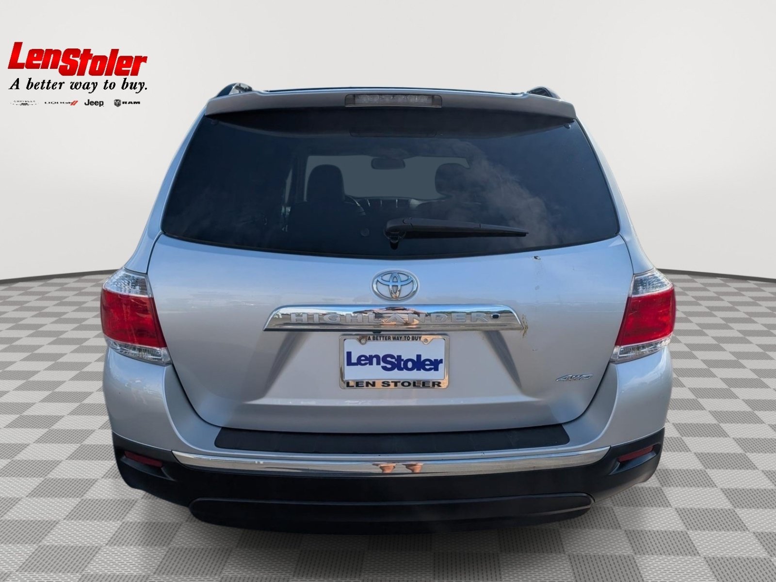 Used 2012 Toyota Highlander Limited w/ Tow Pkg AWD/4WD image 4