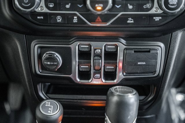 Used 2021 Jeep Gladiator Overland w/ Popular Equipment Package image 22