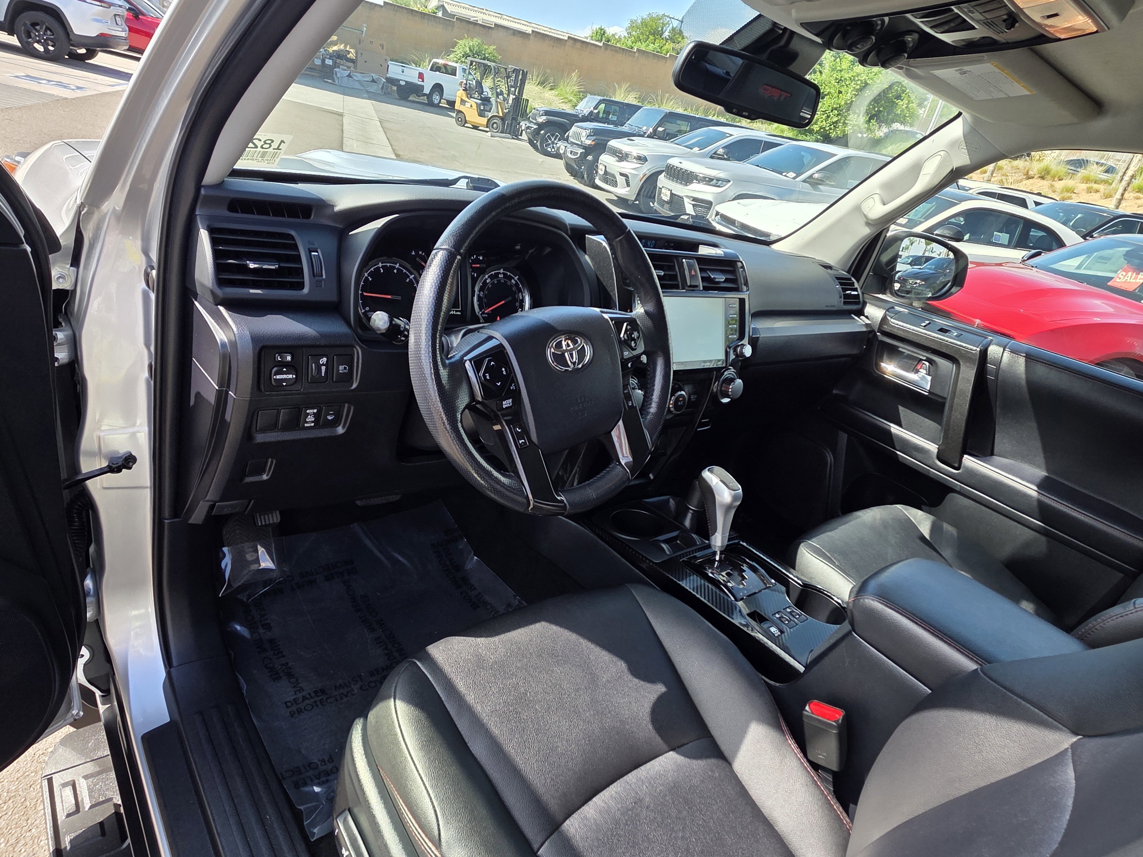Used 2024 Toyota 4Runner TRD Off-Road Premium image 10