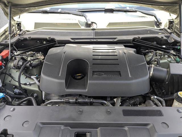 Used 2020 Land Rover Defender 110 SE AWD/4WD image 23