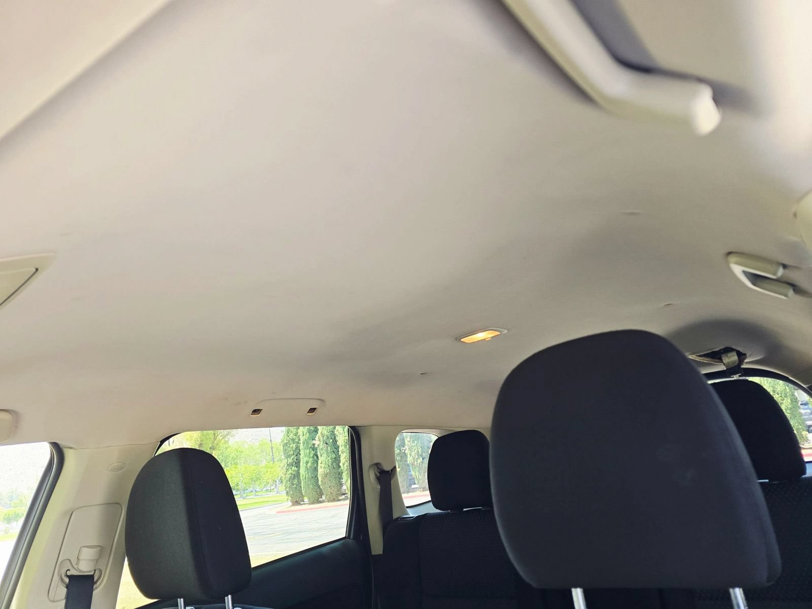 Used 2018 Mitsubishi Outlander SE FWD image 15