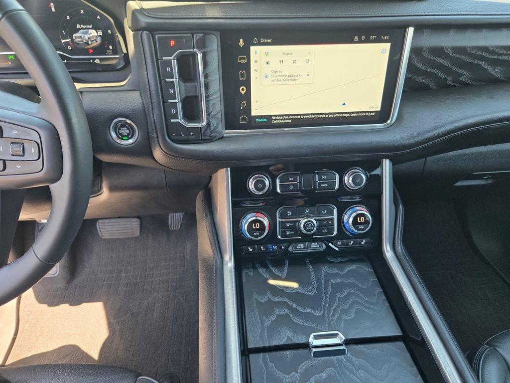 Used 2023 GMC Yukon Denali w/ LPO, Floor Liner Package AWD/4WD image 21