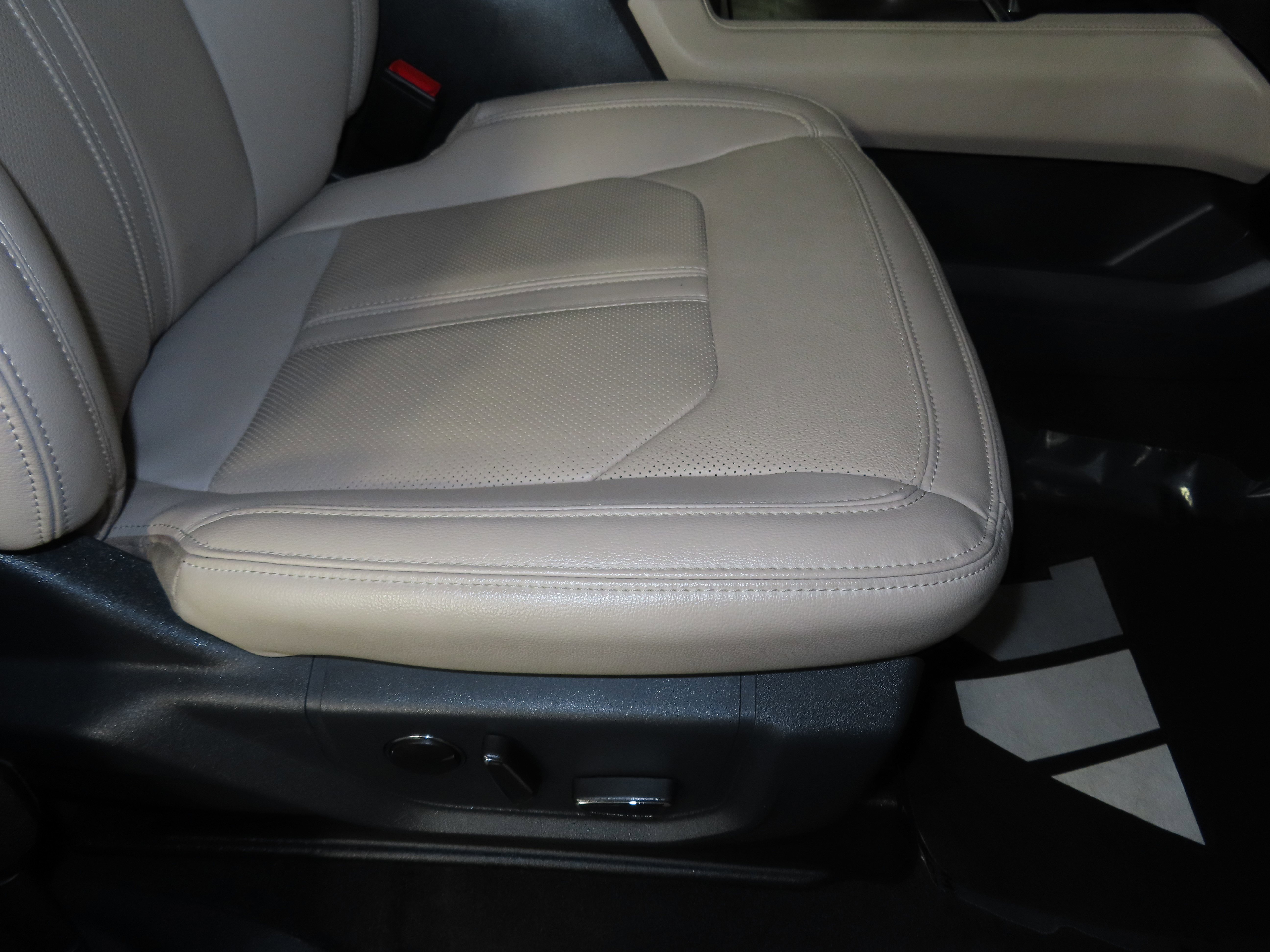 Used 2024 Ford Expedition Max Limited image 53