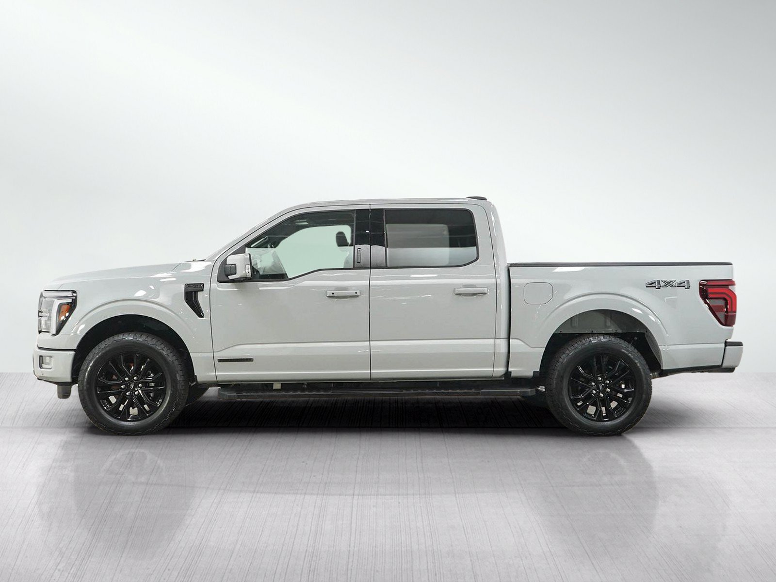 Used 2024 Ford F150 Lariat w/ Equipment Group 502A High AWD/4WD image 2