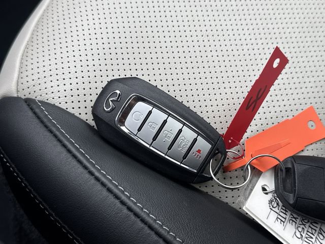 Used 2023 INFINITI QX55 Luxe w/ Cargo Package image 26