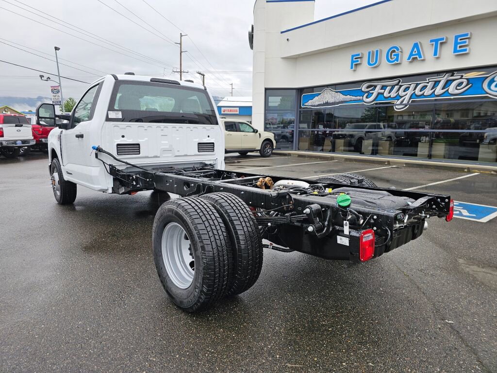 New 2025 Ford F350 XL w/ XL Chrome Package image 5