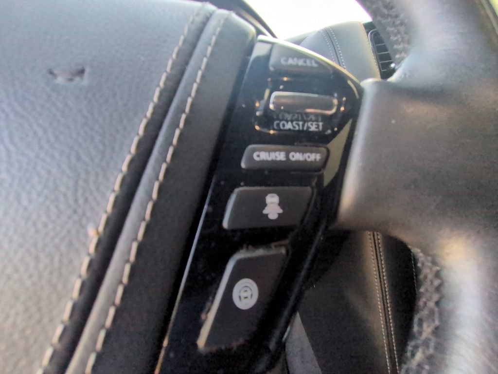 Used 2021 INFINITI QX80 Sensory w/ All-Season Package AWD/4WD image 15