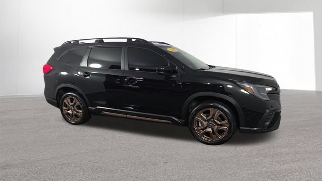 Used 2025 Subaru Ascent Bronze Edition w/ Popular Package #2 AWD/4WD image 2
