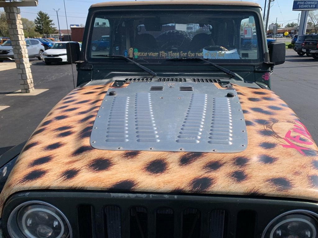 Used 1997 Jeep Wrangler Sahara AWD/4WD image 9