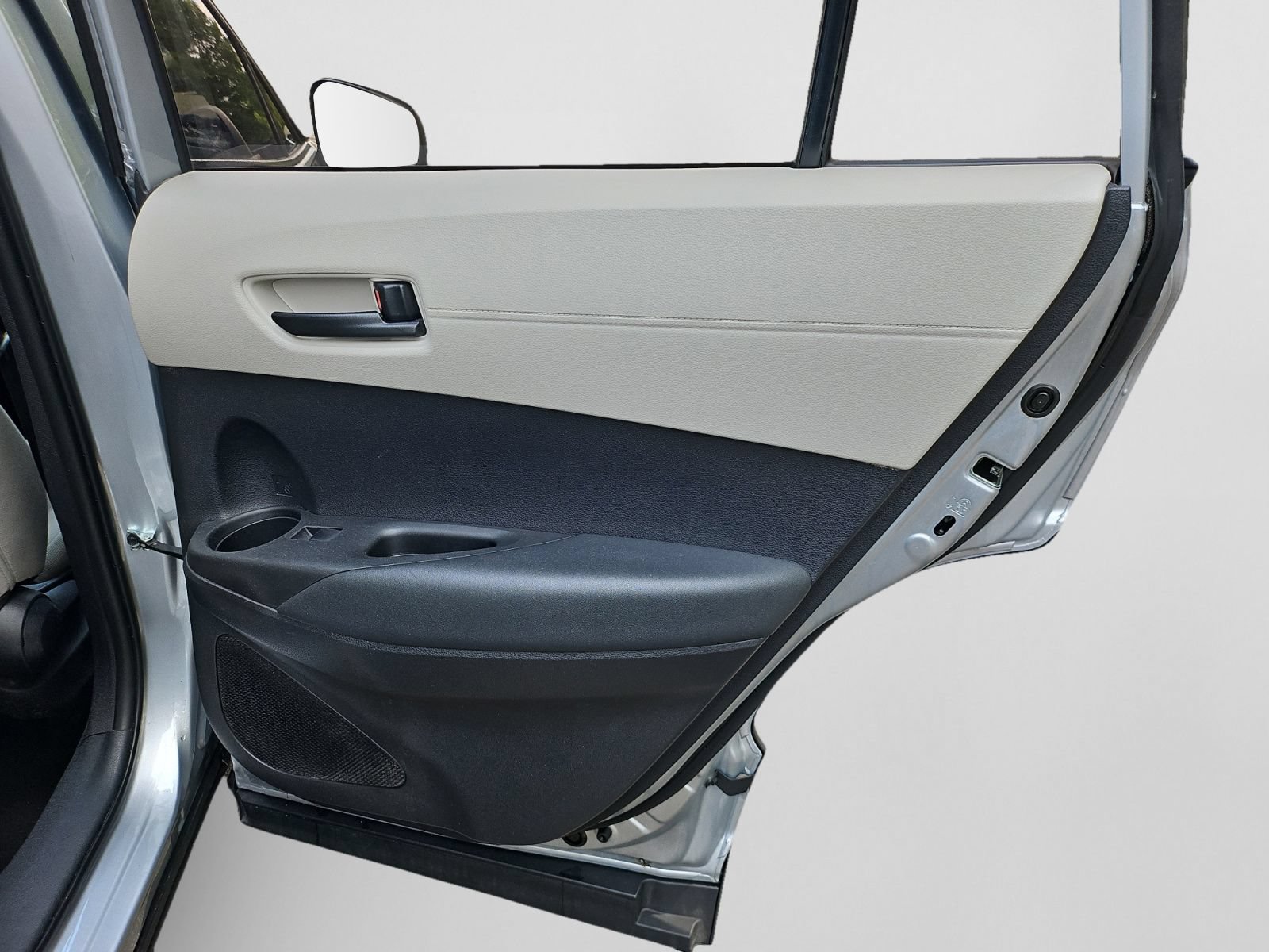 Used 2022 Toyota Corolla Cross L FWD image 37