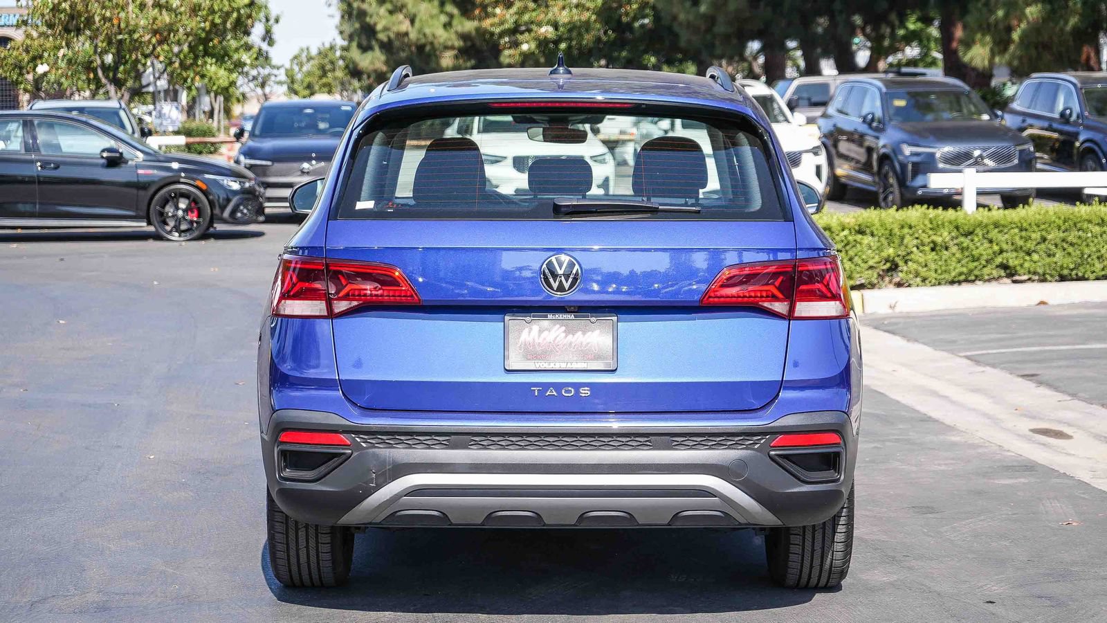 Used 2024 Volkswagen Taos S FWD image 7