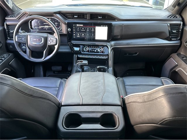 Used 2023 GMC Sierra 1500 AT4X image 9