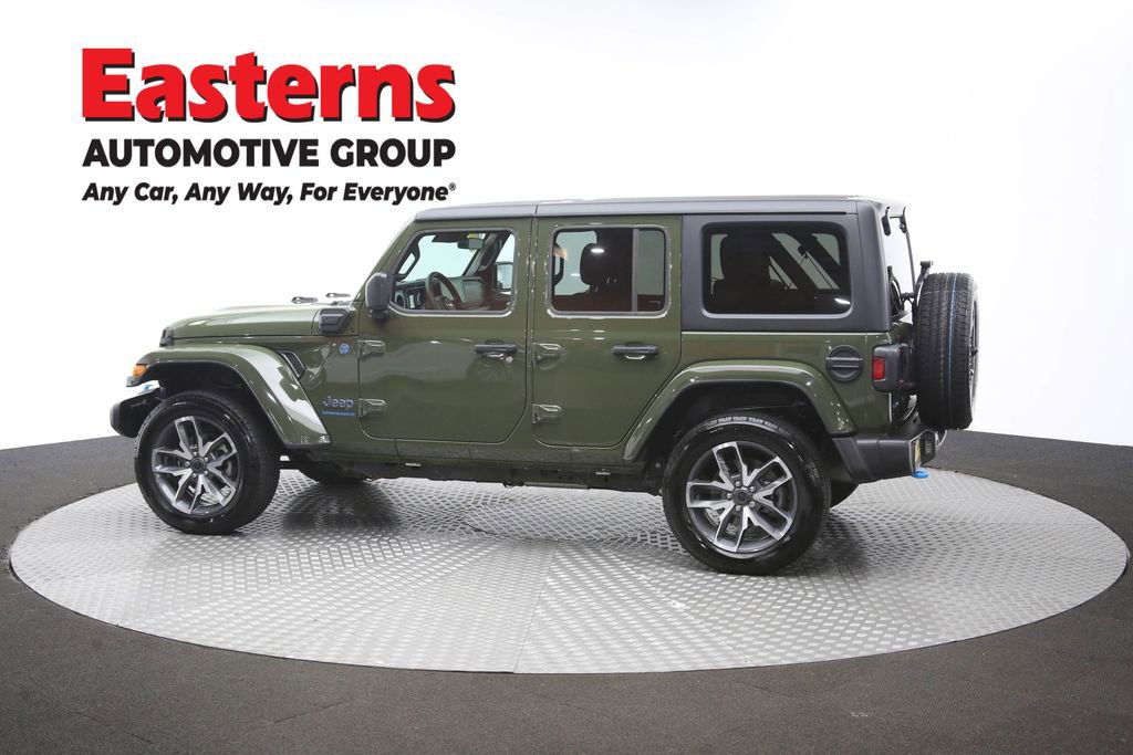 Used 2024 Jeep Wrangler Unlimited AWD/4WD image 61
