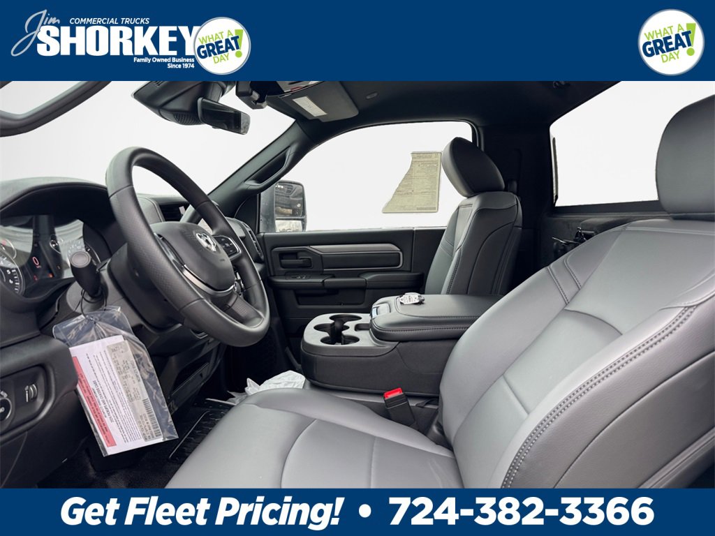 New 2026 RAM 3500 Tradesman w/ Chrome Appearance Group image 10