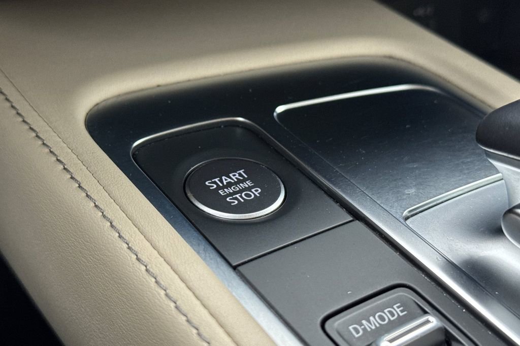 Certified 2025 INFINITI QX60 Luxe w/ Vision Package image 21