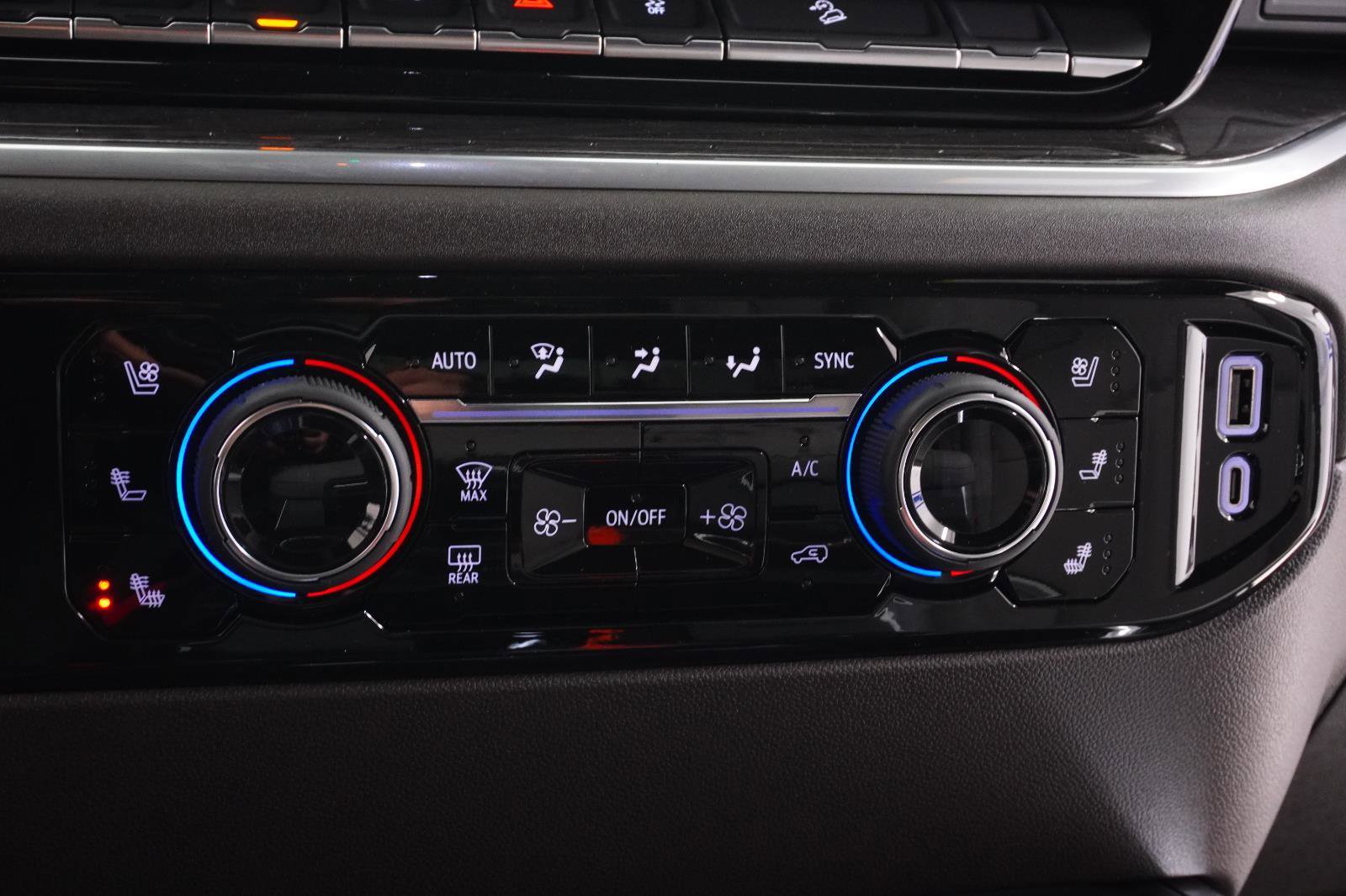 New 2026 Chevrolet Silverado 2500 LTZ w/ LTZ Texas Edition image 29