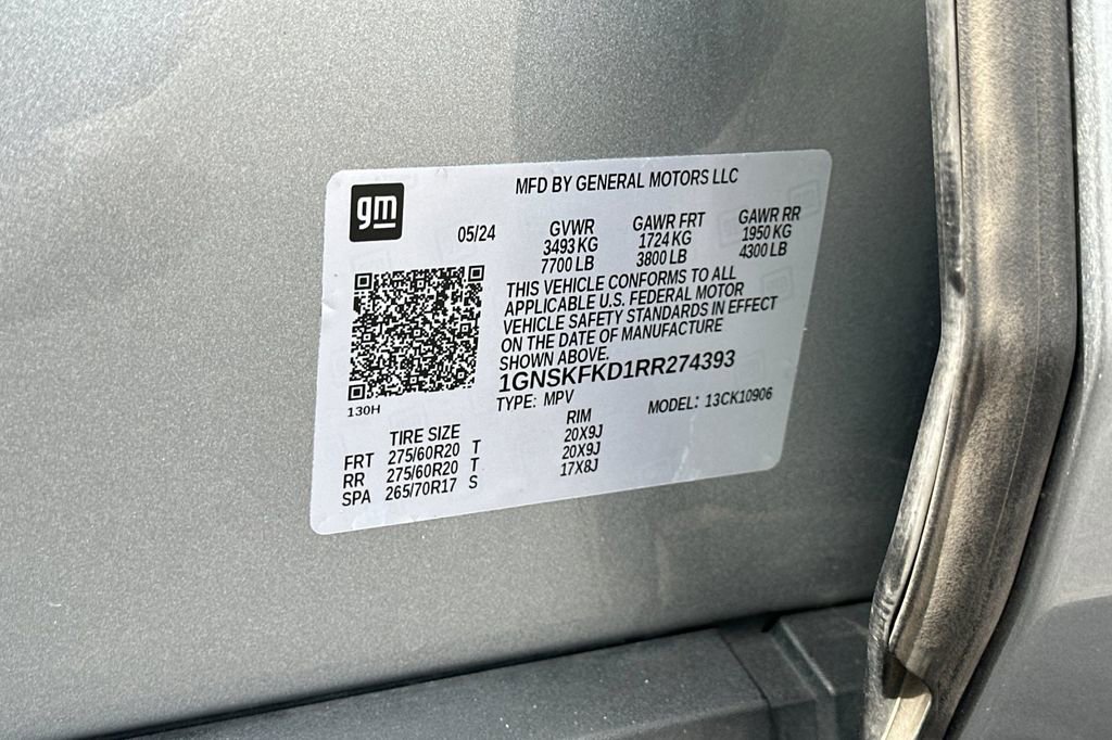 Used 2024 Chevrolet Suburban Premier AWD/4WD image 31