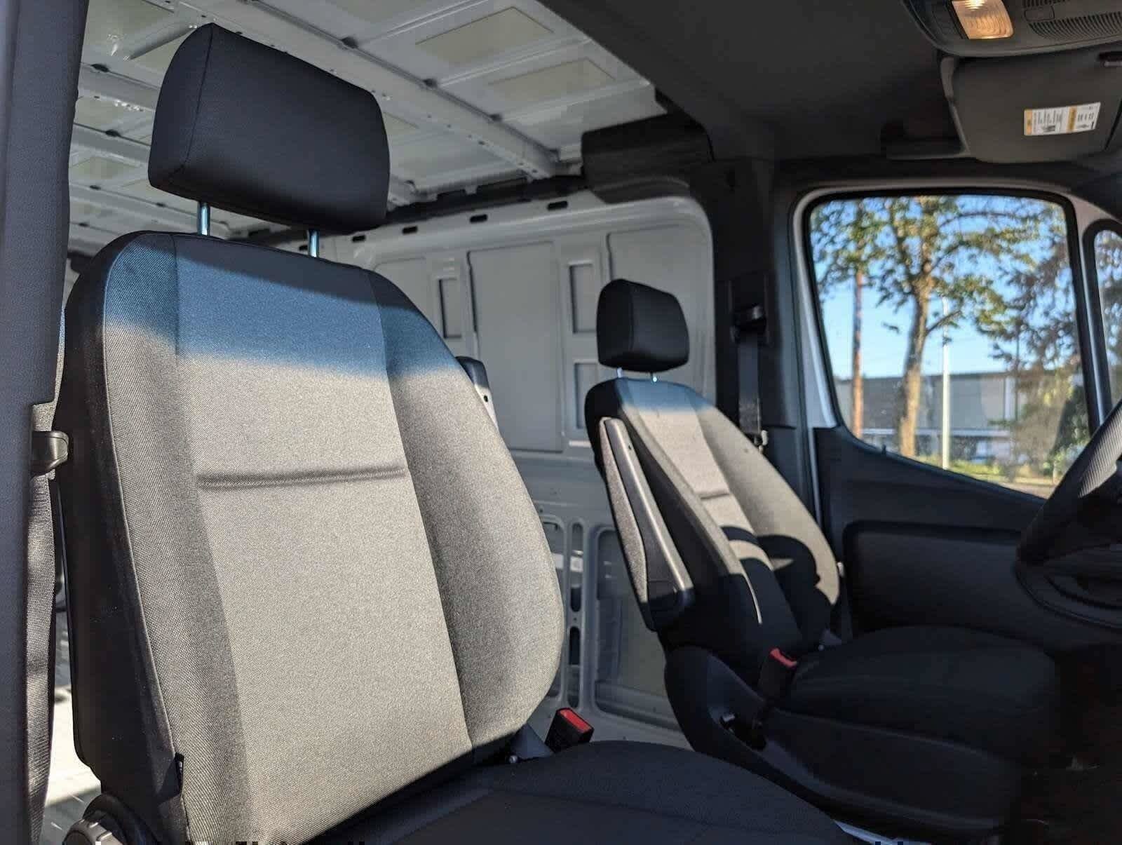 Used 2024 Mercedes-Benz Sprinter 3500 image 13