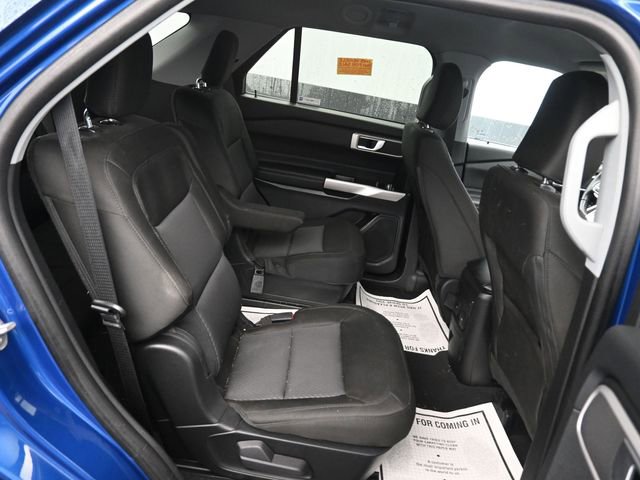 Used 2023 Ford Explorer XLT image 8