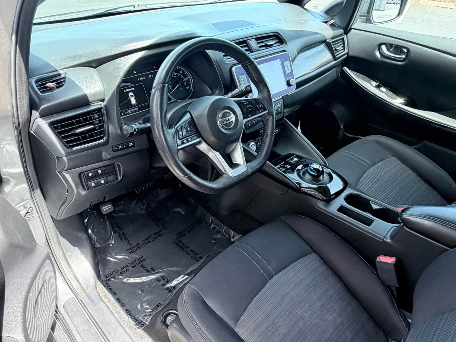 Used 2021 Nissan Leaf SV FWD image 12