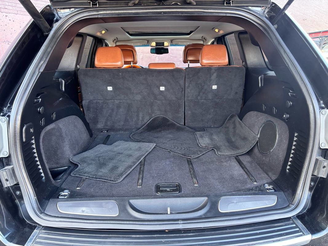 Used 2012 Jeep Grand Cherokee Overland image 32