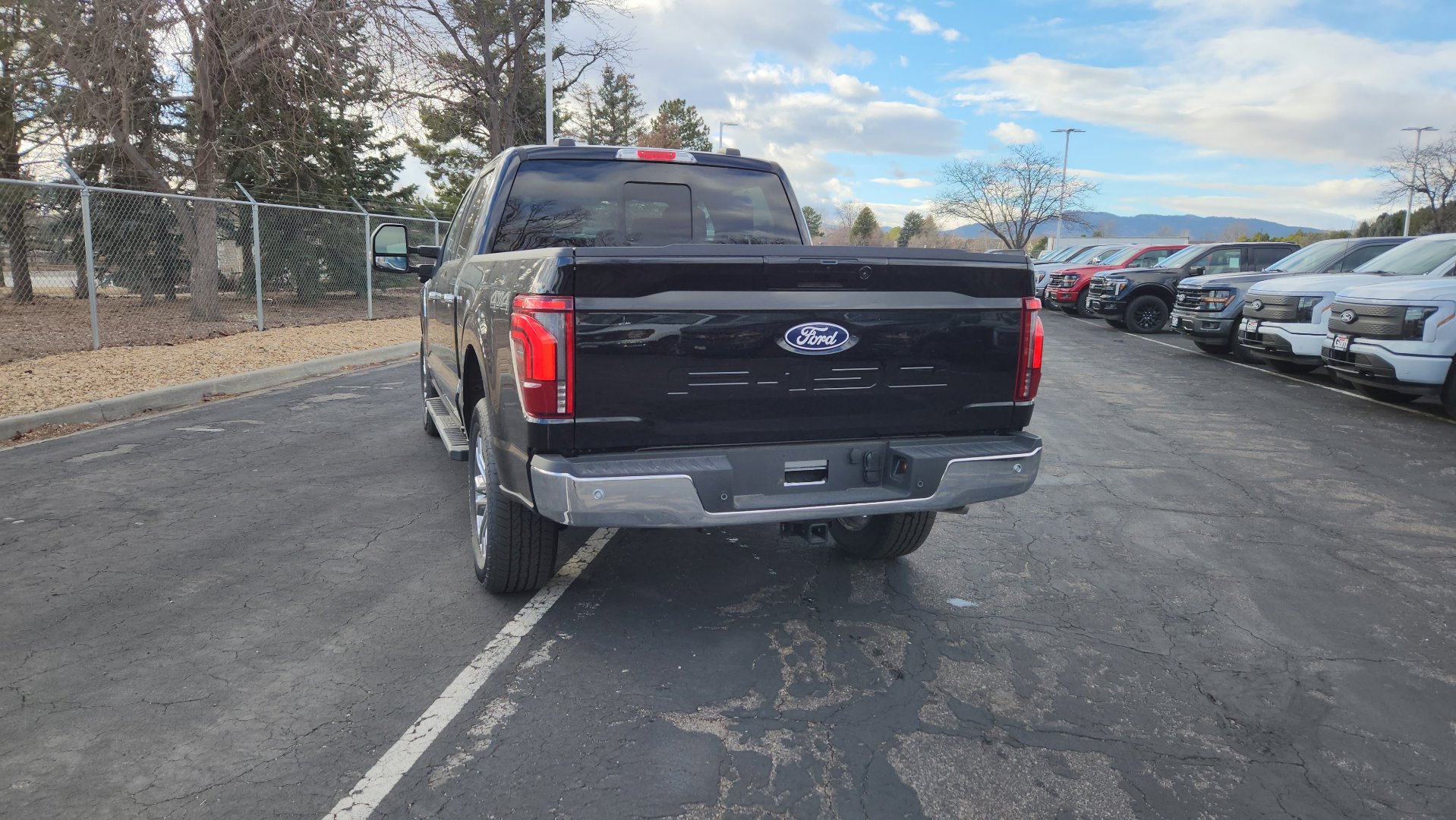 New 2025 Ford F150 Lariat w/ Equipment Group 501A Mid image 11