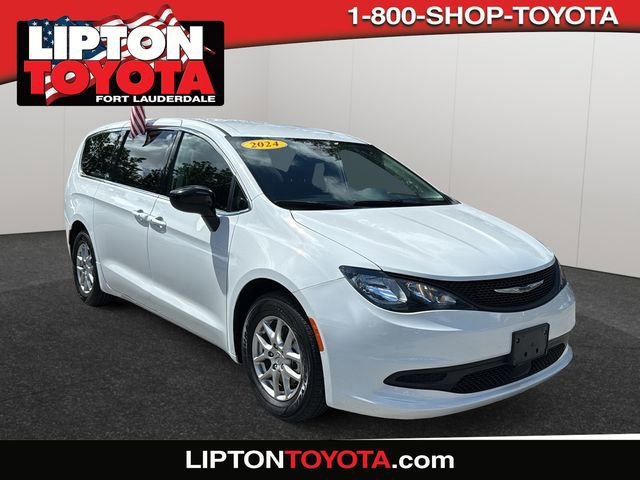 Used 2024 Chrysler Voyager LX FWD video 1
