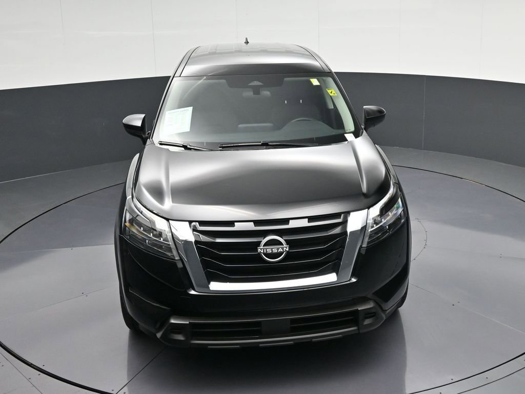 Used 2024 Nissan Pathfinder S image 26