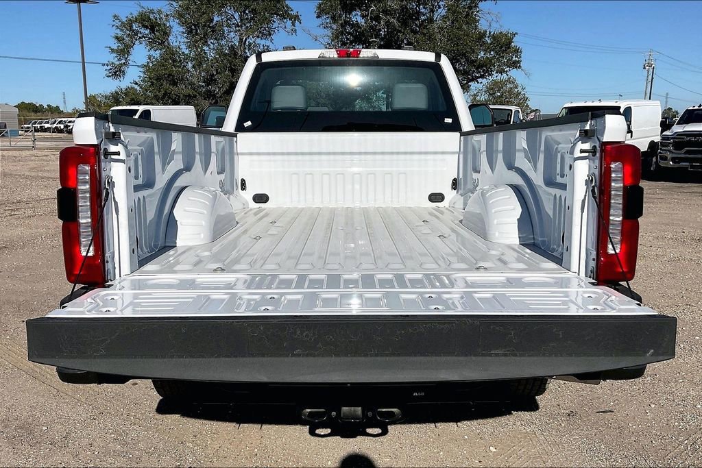 New 2025 Ford F250 XL w/ 360-Degree Camera Package RWD image 22