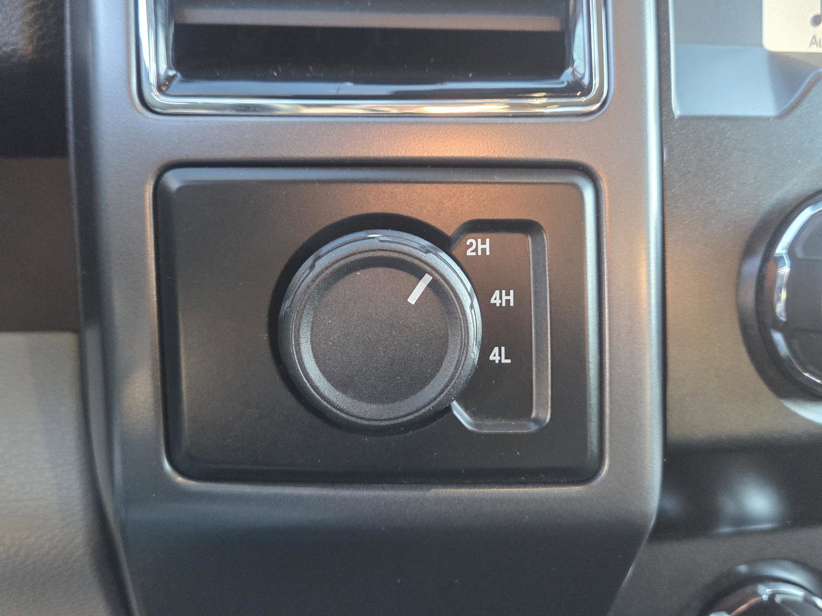 Used 2019 Ford F150 XLT image 12