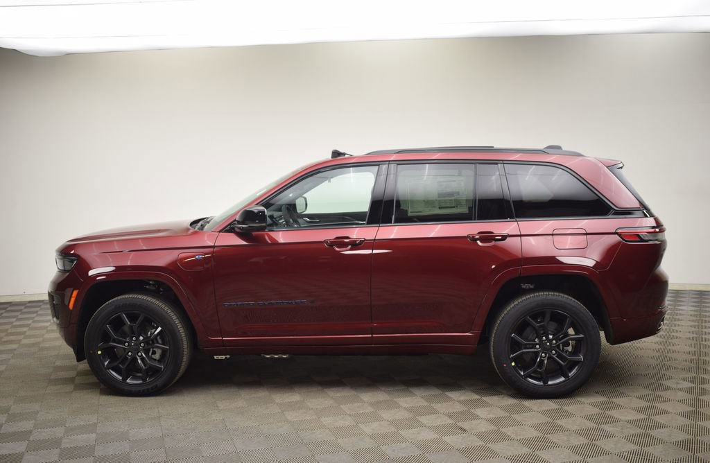 Used 2025 Jeep Grand Cherokee Limited 4xe image 10