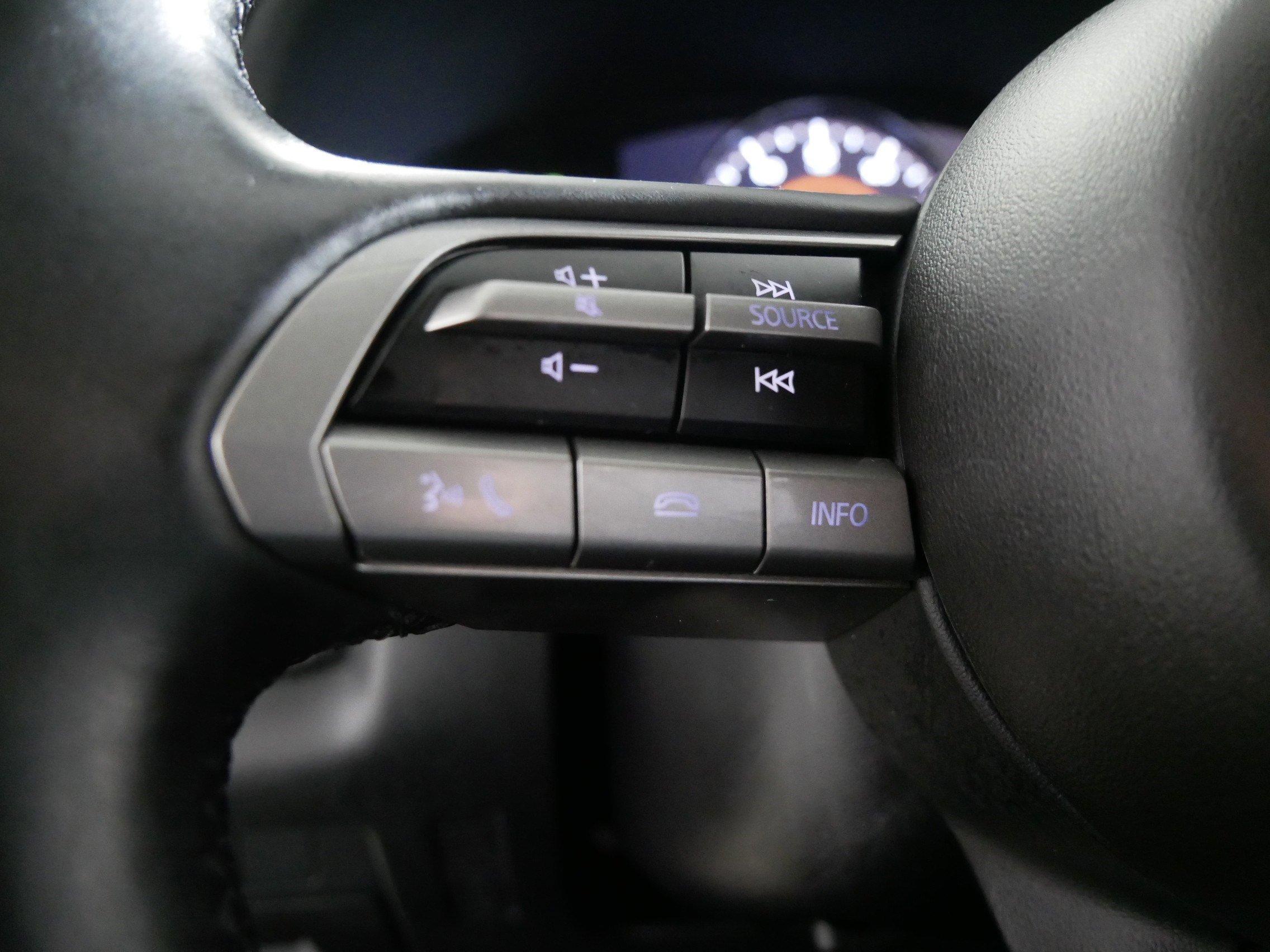 Used 2022 MAZDA CX-30 AWD 2.5 S w/ Select Package image 27