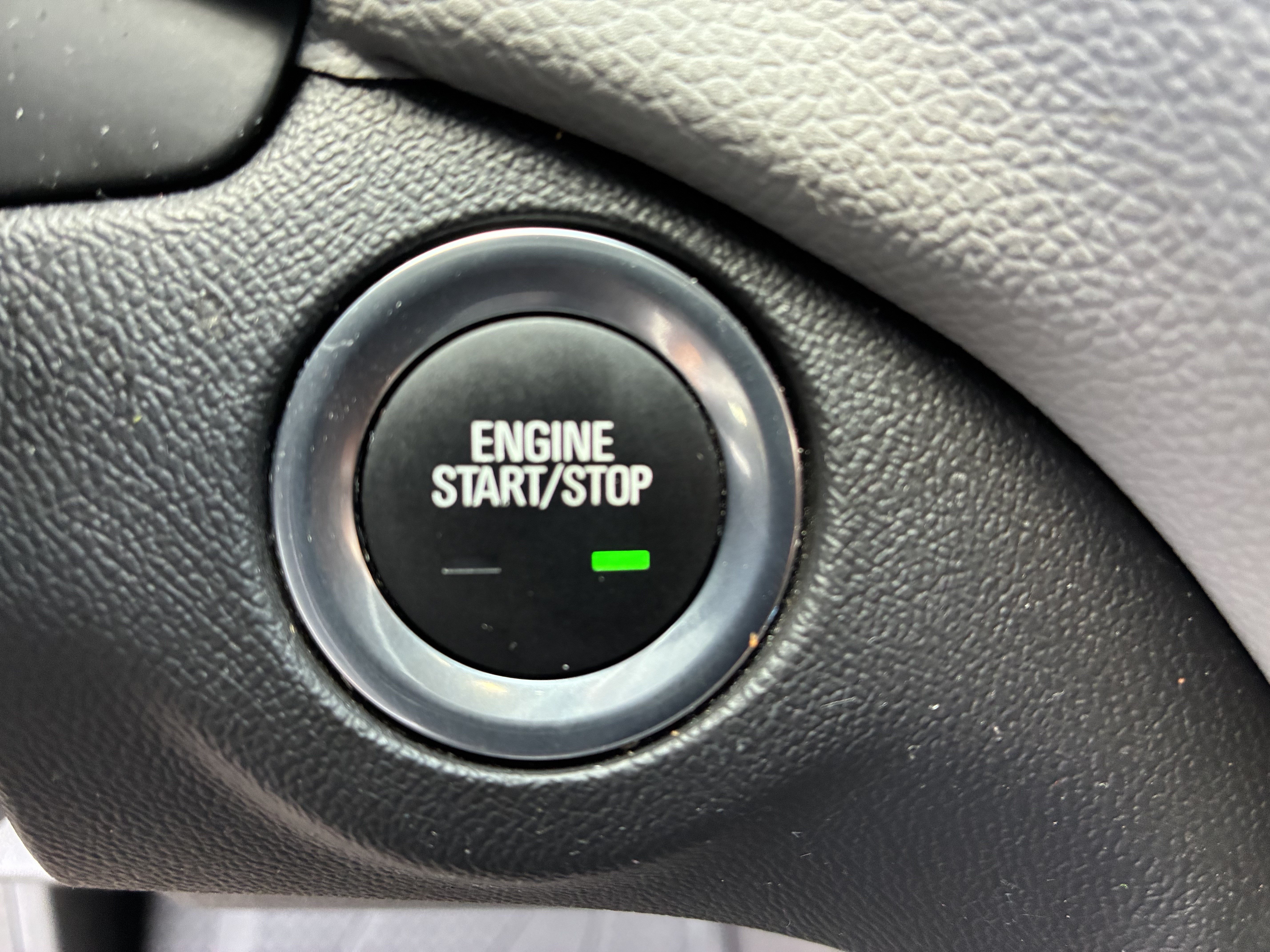 Used 2024 Chevrolet Equinox LS w/ LS Convenience Package FWD image 31