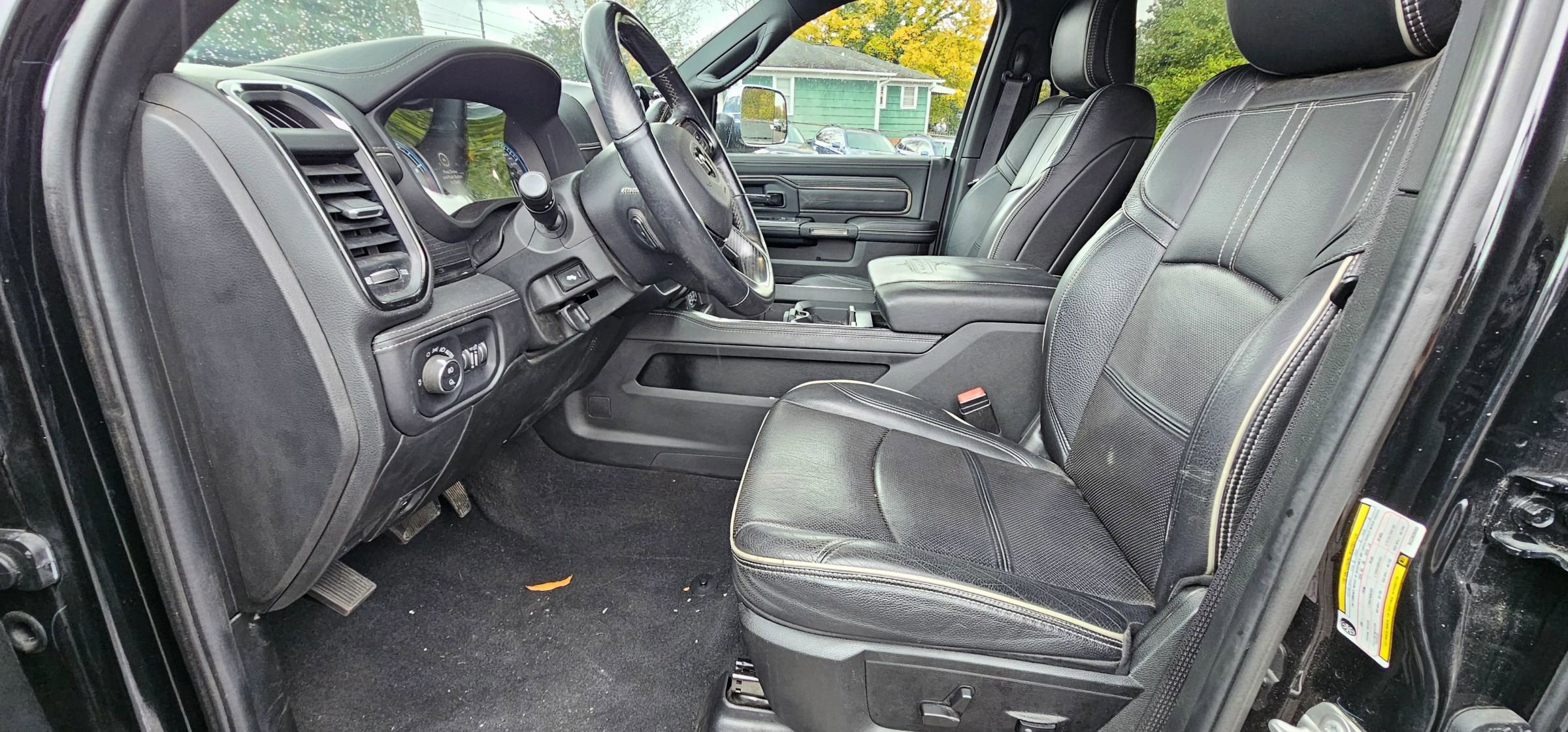 Used 2022 RAM 3500 Limited image 7