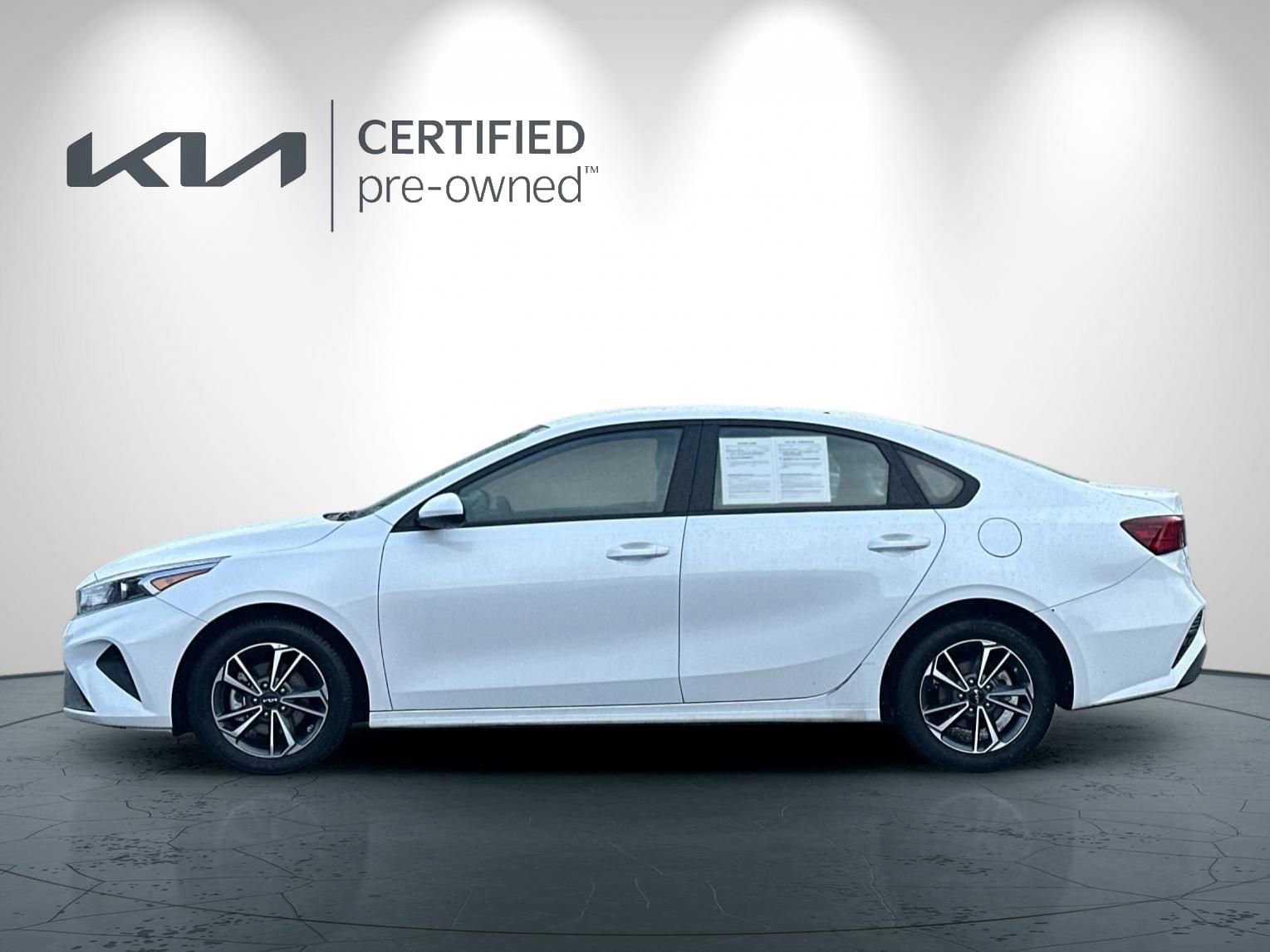 Certified 2023 Kia Forte LXS image 7
