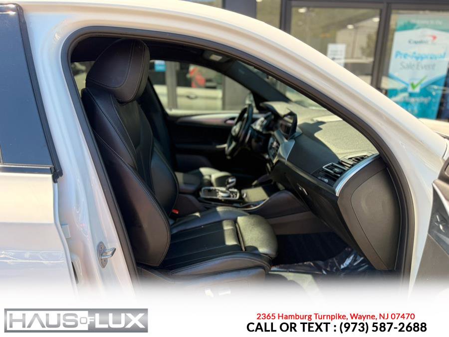 Used 2023 BMW X4 xDrive30i w/ M Sport Package image 17