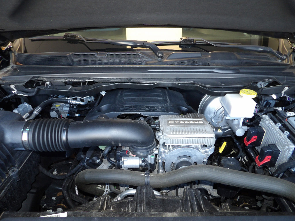 Used 2022 RAM 1500 Big Horn AWD/4WD image 13