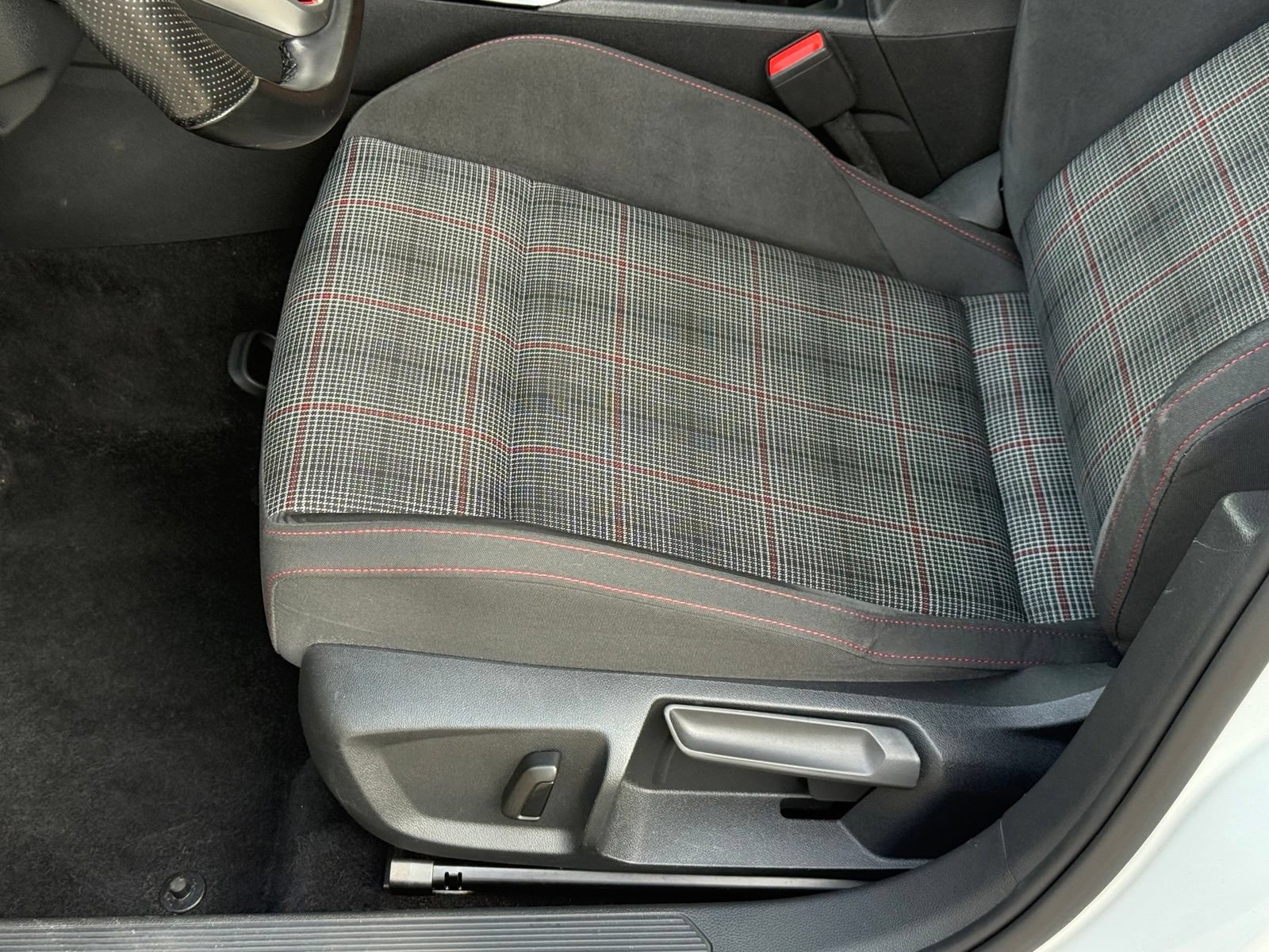 Used 2023 Volkswagen GTI Autobahn FWD image 3