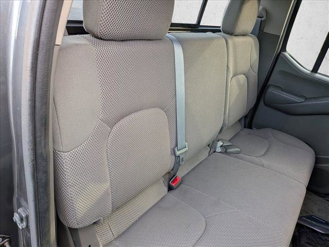 Used 2016 Nissan Frontier SV RWD image 18
