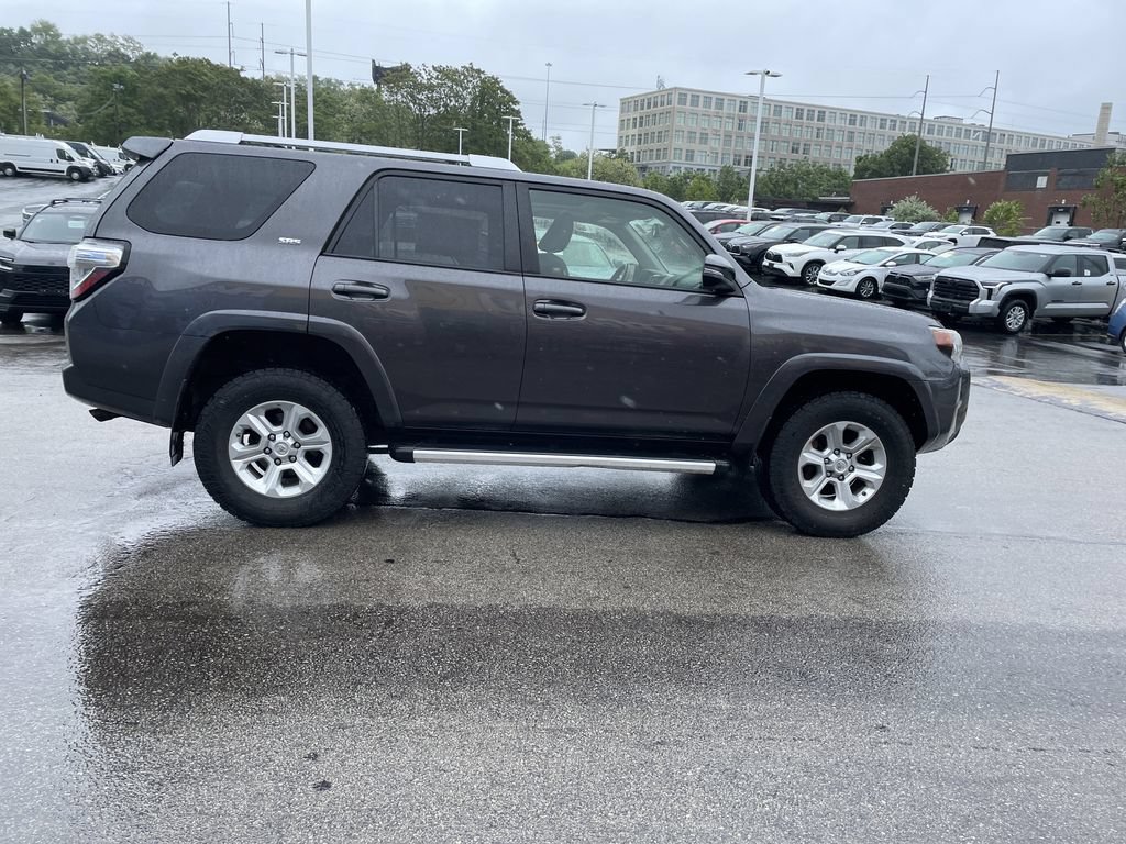 Used 2017 Toyota 4Runner SR5 Premium AWD/4WD image 7