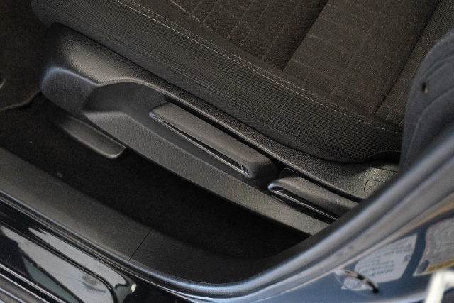 Certified 2025 Honda HR-V LX image 5